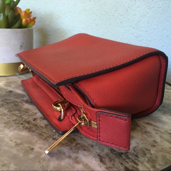 🥀Michael Kors Red Selma Mini Messenger Purse - Picture 15 of 16